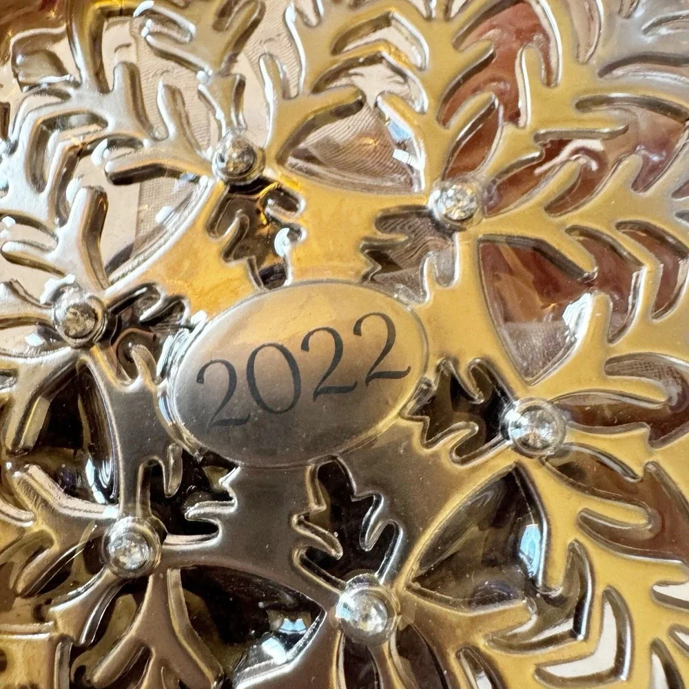 Hallmark 2022 Snowflake Premium Metal Christmas Ornament Holiday Tree Decor NIB